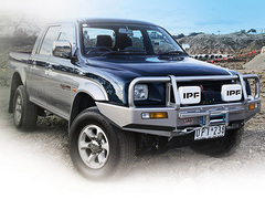 Передний силовой бампер Deluxe для Mitsubishi L200 2001-2006 ARB
