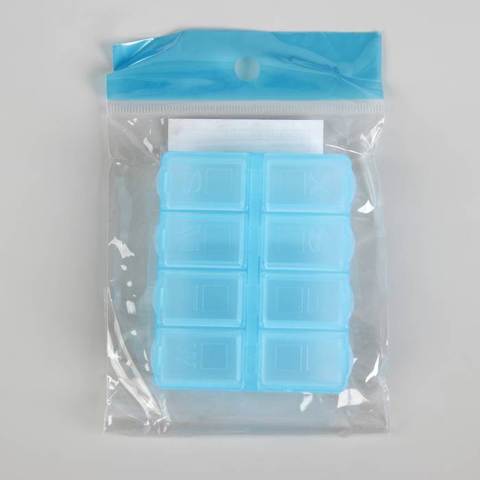 Таблетница 8 секций 7,5*6*2 см англ. буквы