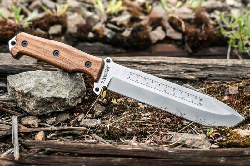 Нож туристический Kizlyar Supreme Survivalist-X AUS-8 SW ОРЕХ