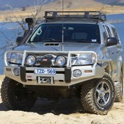 Бампер передний DELUXE для Toyota Hilux 06-11 ARB