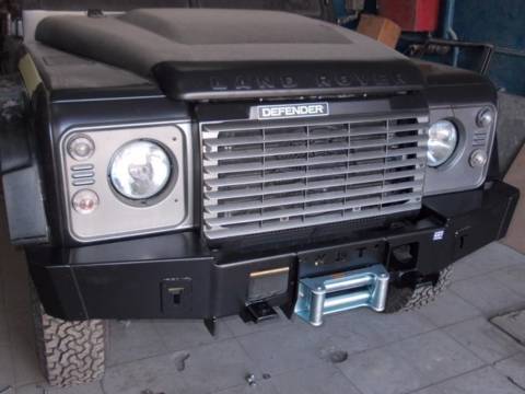 Бампер передний без кенгурина "Спорт" Defender 90/110