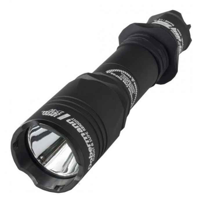 Фонарь тактический Armytek Dobermann XP-L
