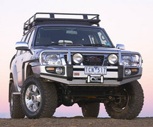 Передний силовой бампер Deluxe для Nissan Patrol Y61 ARB 04+