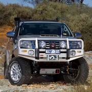 Бампер передний DELUXE для Toyota Hilux 11+ ARB