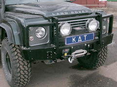 Бампер передний алюминиевый с кенгурином на Landrover Defender